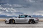 Porsche 911 Carrera 4 GTS Coupe 2017 года (NA)